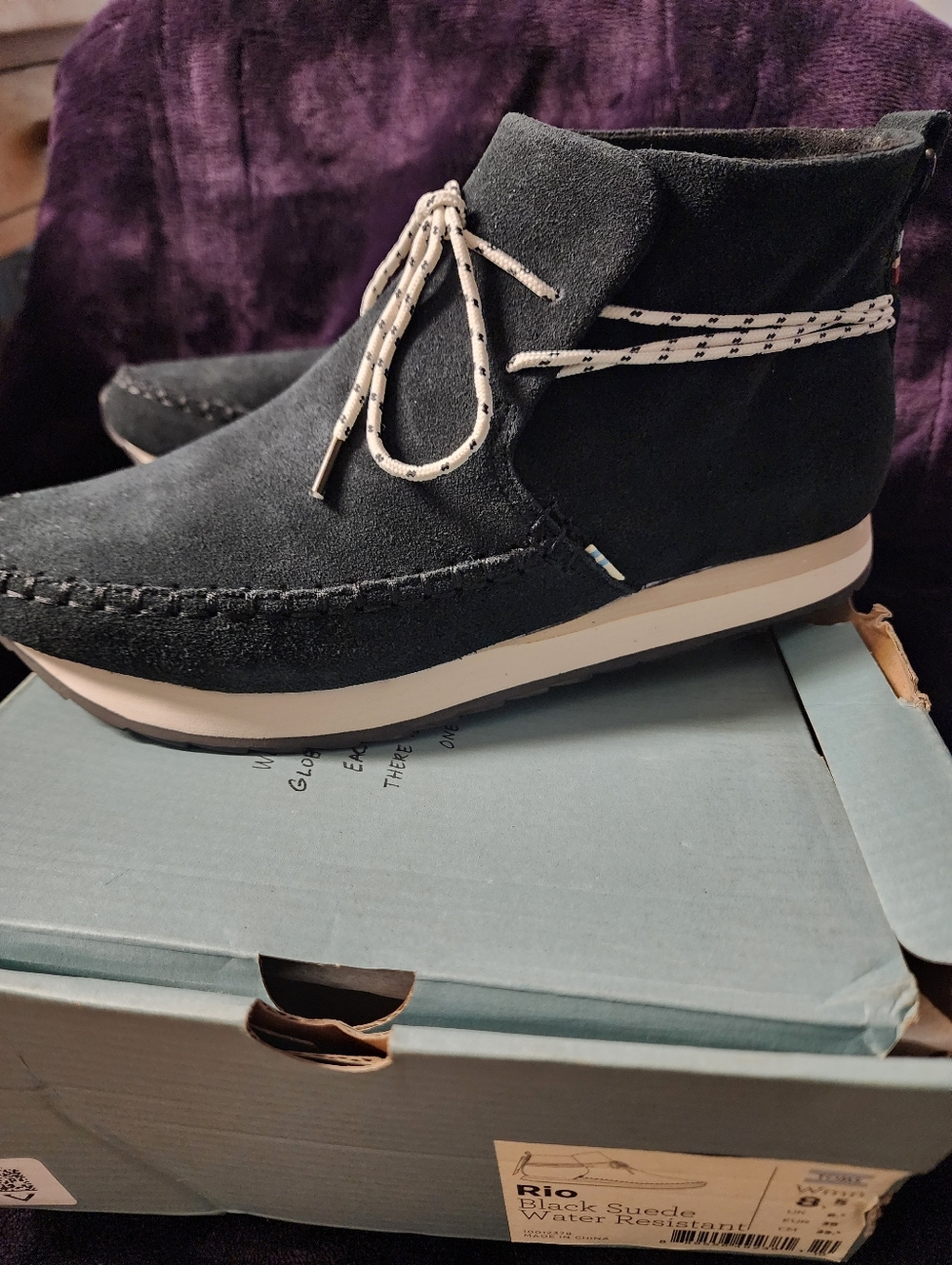 NWT TOMS SUEDE BLACK SHORT BOOT SIZE 8.5